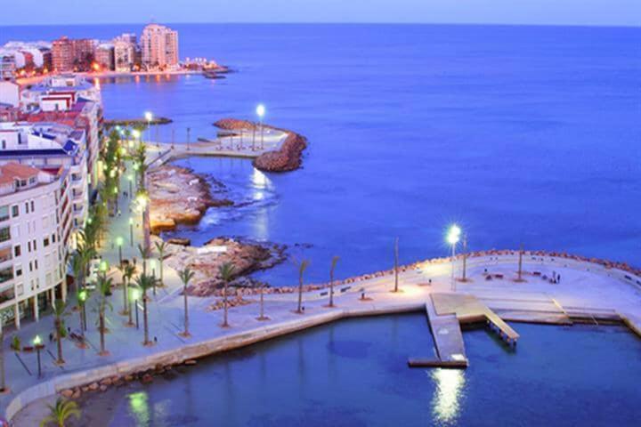 Mar Baltico Holiday Apartment Torrevieja Eksteriør bilde